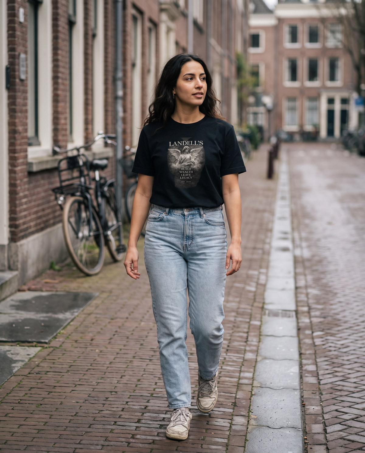 Landells Statement Tee, street style